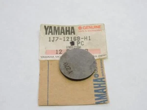 1j7-12169-h1 NOS Yamaha Adjusting Pad FJ700 XS1100 YX600 Y2232n - Picture 1 of 2