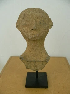 Bankoni-Segou - Mali Terrakotta Figur Fragnebt auf Eisenständer 12-16 Jahrhund. - Picture 1 of 12