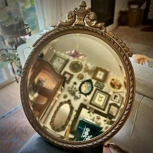 Antique Ornate Round Wall Mirror Gold Carved Wood 26 x 32” Regency French - Picture 1 of 9