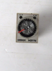 OMRON H3YN TIMER - Foto 1 di 6