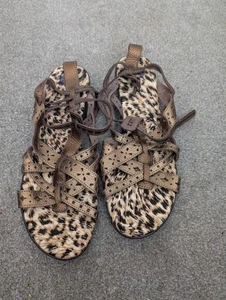 Gladiator Sandals Women Light Brown Animal Print, Size 7 - Picture 1 of 2