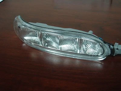 Mercedes-Benz W209 CLK-Class Genuine Left Door Mirror Turn Signal Light NEW - Image 1 of 3
