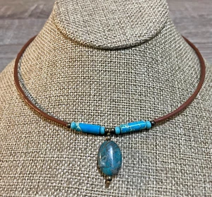 Turquoise & Leather Wrapped Memory Wire Choker Necklace 5.5"dia 3/4" long - Picture 1 of 7