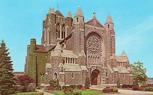 IGLESIA, CATEDRAL DEL BENDITO SACRAMENTO-DIÓCESIS DE GREENSBURG, PA - Imagen 1 de 2