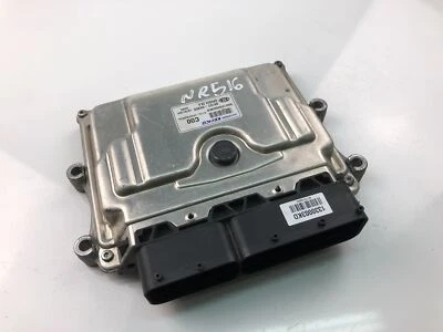 Centralina motore KIA RIO III UB 39107-04300 ECU 2011 15063776 - Immagine 1 di 4