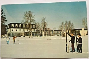 "Vintage" Winter Post Card of "This Ole House" Hotel, Conway, MI, early 70s - Picture 1 of 2