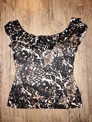 Blusa Essentials By Milano para mujer hombros oscuros talla pequeña mediana Foto 1 de 4