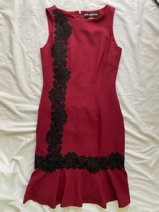 Karl Lagerfeld ärmelloses Kleid 125 Vogue weinrot weinrot mit schwarzem Besatz Größe 0 - Bild 1 von 11