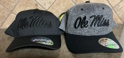 Lote de 2 gorras elásticas Ole Miss Rebels Zephyr M/L nuevas con etiquetas negras grises Foto 1 de 4