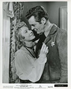 VIRGINIA MAYO ROBERT RYAN THE PROUDS ONES 1956 VINTAGE PHOTO ORIGINAL #1 - Imagen 1 de 1