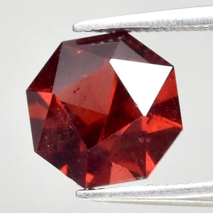 π 2.28ct Octagon Brilliant Natural Pinkish Orange Pyrope Garnet - Tanzania Gem - Picture 1 of 4