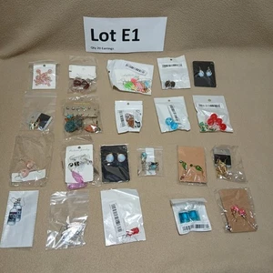 Orecchini bigiotteria moda lotto di 20+ varie misure e stili indossabili NON FIRMATI  - Foto 1 di 11