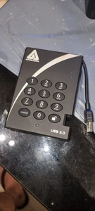 Apricorn Aegis Padlock 3 USB 3.1 external HDD 1TB 2.5" numeric lock - Picture 1 of 3