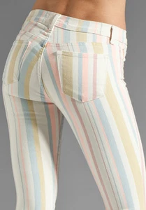Neu mit Etikett J Brand 910 Hose niedriger Bund schmales Bein Candy-Streifen - Bild 1 von 1