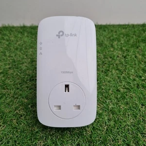 TP Link TL-PA8010P AV1300 Gigabit Passthrough Powerline Adapter Add On Single - Photo 1/4
