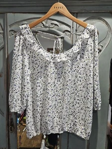 Schönes blau-weißes Top von Oliver Bonas von Ditsy - Bild 1 von 2