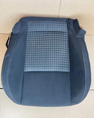 Dodge Challenger 2015-2023 asiento inferior delantero izquierdo lado del conductor cojín inferior OEM Foto 1 de 4