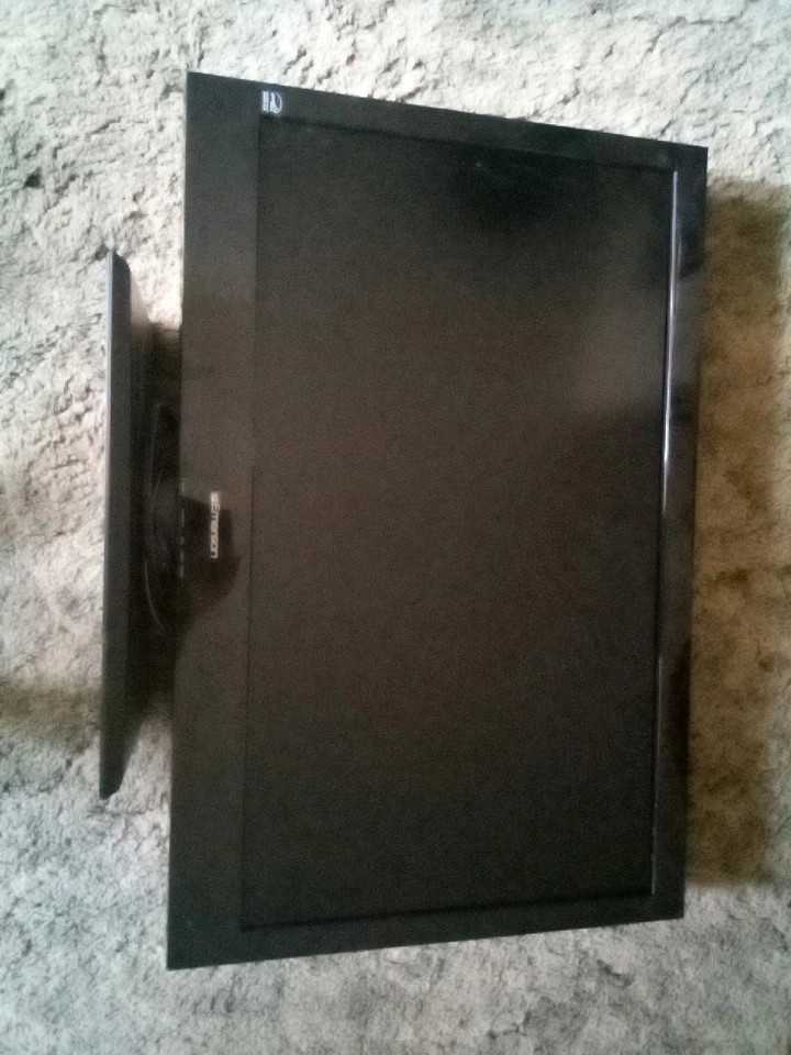 Black Emerson Tv - Image 1 of 1