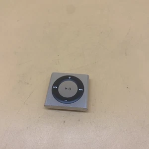 iPod Shuffle 4. Gen Apple Generation Grau A1373 2GB Silber mit Clip - Bild 1 von 2