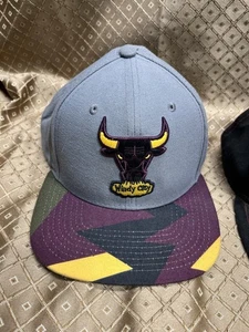 3 Chicago Bulls Windy City Snap Back Caps 9Fifty and 47 Brand Baseball Caps Hats - Picture 1 of 14