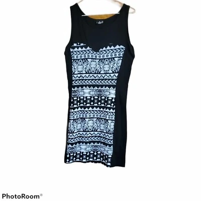 Vestido Deb Juniors mediano negro Foto 1 de 4