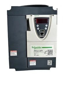 SCHNEIDER - Altivar Lift 7.5kW 480V 17A Variable Speed ATV71LD17N4Z - lift - Picture 1 of 4