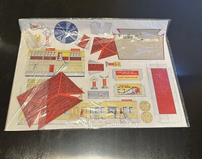 Model Power pop out Belleville Train station with Billboards and Signs - Image 1 of 4