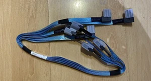 Cable HPE 781579-001 4x4 mSAS 90° - Expansor SAS Str a jaula SFF 784629-001 - Imagen 1 de 4