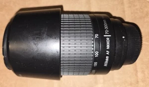 Nikon AF NIKKOR 70-300mm f4-5.6 G Objektiv WIE BESEHEN FÜR ERSATZTEILE! - Bild 1 von 13