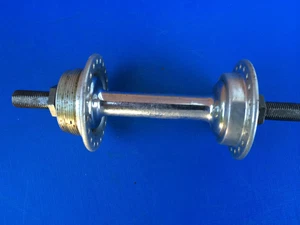 NEW OLD STOCK 1950'S VINTAGE BH AIRLITE REAR TRACK HUB,LOW FLANGE,40 HOLE,FIXED - Picture 1 of 3