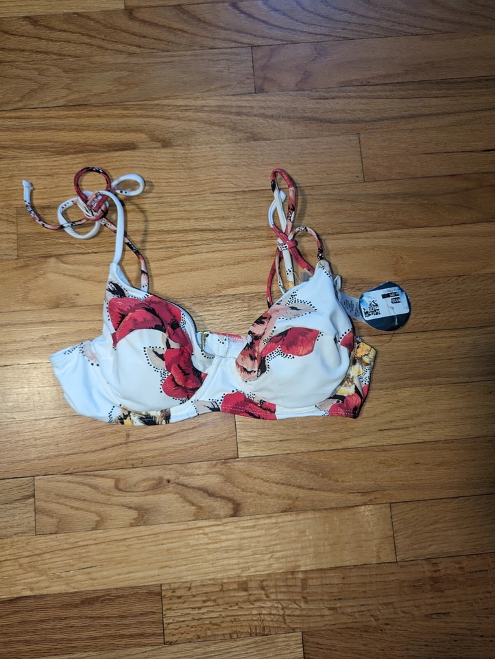 Sujetador de natación con aros para top de bikini floral Decree acolchado extraíble Foto 1 de 4