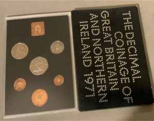 1971 Proof Set of The Royal Mint Coinage of Great Britain & Northern Ireland - Picture 1 of 8