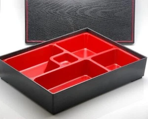 5 Compartments Lacquered Bento Lunch Box w. Cover - Picture 1 of 2