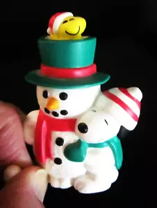 Vintage Hallmark Snoopy Snowman Woodstock Pop Up 3D Christmas Pin 1965 - Picture 1 of 6