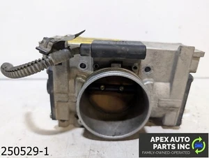 OEM 1998-2000 Volvo S70 2.4L Throttle Body - Picture 1 of 8