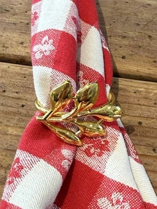 LEAF Shaped NAPKIN RINGS~Set of 10~GOLD-Toned Metal NEW Sealed - Picture 1 of 6