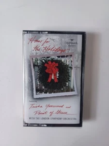 Trisha Yearwood Home for the Holidays New/Sealed Cassette 12 Classic Carols - Picture 1 of 3
