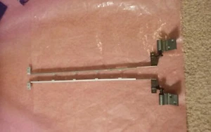 TOSHIBA SATELLITE L300D HINGES SET 6053B0326601 6053B0326701   - Picture 1 of 2