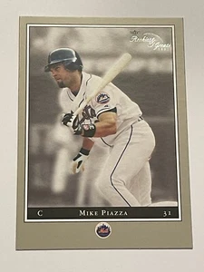 2003 Fleer Rookies & Greats Baseball #42 - Mike Piazza - New York Mets - Picture 1 of 2