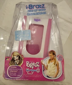 BRATZ i - BRATZ LIGHT UP CASE BARTZ PLUGGED NEW UK - Picture 1 of 2