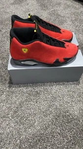 Talla 9.5 - Air Jordan 14 Retro 2025 Ferrari *En mano Envío rápido* - Imagen 1 de 5