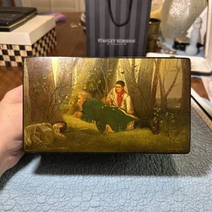 Large vintage Russian Lacquer Fedoskino Hand painted hinged trinket box - Picture 1 of 20