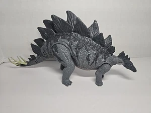 2017 Mattel Jurassic World Action Attack STEGOSAURUS Dinosaurier Spielzeug 14 Zoll - Bild 1 von 7