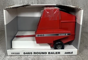 1/16 Ertl Case IH 8465 Round Baler Implement DieCast NEW - Picture 1 of 7