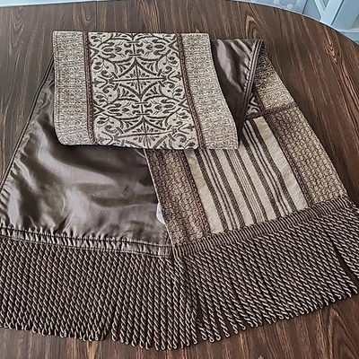 Table Runner Brown / Biege Pattern Heavyweight Rope Fringe 13"x70" Lined VGUC - Image 1 of 4