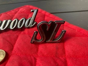 Holden HZ Kingswood SL Genuine Vintage GM Badge EXC - Picture 1 of 5