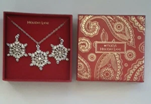 Holiday Lane Necklace Snow flake Pendant Earrings Silver-Tone Jewelry Gift Macy - Picture 1 of 2