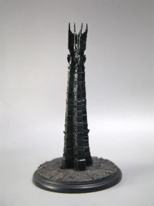 El Señor de los Anillos Torre Negra Modelo Isengard Orthanc Figura Estatua Adorno - Imagen 1 de 5