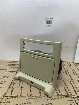 2006 - 2007 年 INFINITI M35 M45 中心控制台杯架 原始设备制造商 — 第 1/4 张图片