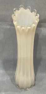 VTG Fostoria Heirloom Glass White Opalescent Ribbed Swung Vase 12 Finger 10" - Picture 1 of 12